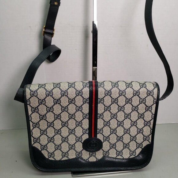 Gucci Medium Sized Dark Navy Blue Web Logo Purse - Picture 2 of 15